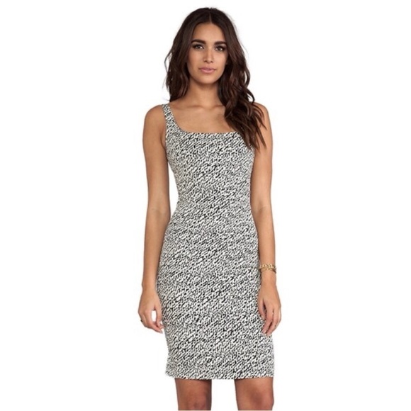 Diane von Furstenberg Bridget Snake Wave Sheath Dress size 10 runs small - Picture 1 of 16